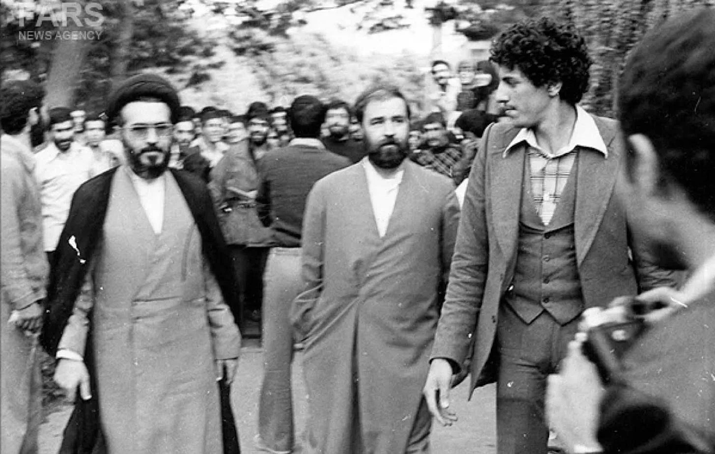 شبکه مافیایی آیت‌الله‌زاده‌ها در نیویورک: پولشویی و رانت‌خواری در سایه شعار مرگ بر آمریکا